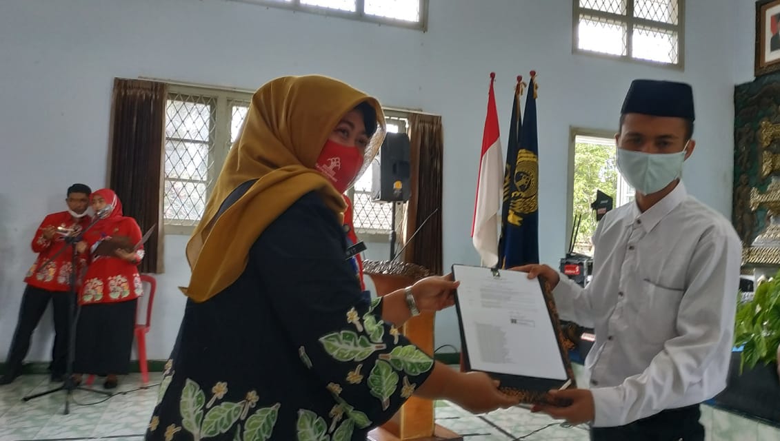 Peringatan HAN, 31 Anak Binaan LPKA Blitar Dapat Remisi