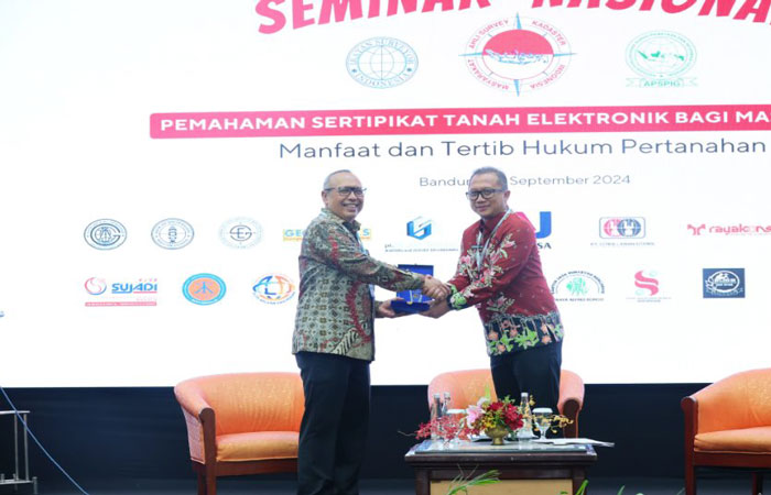 Sosialisasikan Sertipikat - El kepada Praktisi dan Akademisi, Sekjen Kementerian ATR/BPN Sampaikan Capaian Sertipikat Elektronik