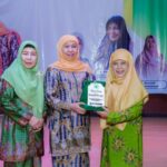 Khofifah Apresiasi Dedikasi Guru TK/PAUD Muslimat NU dan Aisyiyah Blitar dalam Pembentukan Generasi Unggul