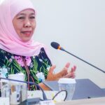 Khofifah : Kunci Kepemimpinan Transformatif di Deep Talks Unair