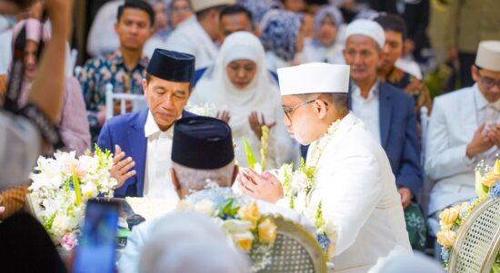 Presiden Jokowi Saksi Pernikahan Yusuf dan Jihan, Kehormatan Besar bagi Khofifah