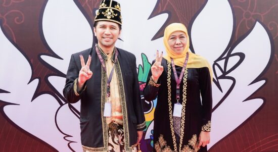 Deklarasi Damai: Khofifah-Emil Serukan Politik Santun