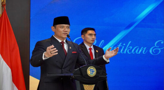 Lantik 327 Pejabat Kementerian ATRBPN, Menteri AHY Harapkan Pejabat yang Dilantik Berikan Dampak Terbaik bagi Institusi dan Masyarakat