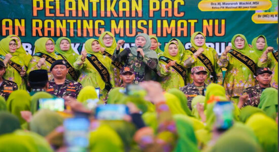 Puluhan Ribu Muslimat Pasuruan Rayakan Maulid Nabi, Khofifah Serukan Teladani Akhlaq Rasulullah