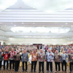 Serahkan Sertipikat Tanah kepada Masyarakat Eks Timor Timur di NTT, Menteri AHY Kenang Pernah Sekolah di Dili