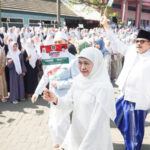 Santri Hadapi Tantangan Global, Ini Pesan Khofifah di Hari Santri 2024 Santri Hadapi Tantangan Global, Ini Pesan Khofifah di Hari Santri 2024