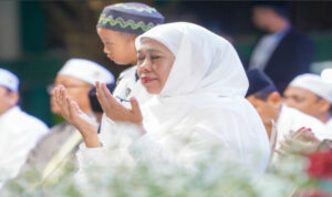 Sholawatan Bersama Santri, Habib Syekh Puji Khofifah sebagai Gubernur Pengayom dan Pendidik