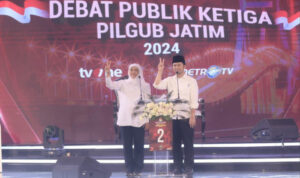 Khofifah - Emil Siap Wujudkan Jatim Sebagai Gerbang Baru Nusantara dengan Pembangunan Infrastruktur dan Interkoneksi Ekonomi Khofifah - Emil Siap Wujudkan Jatim Sebagai Gerbang Baru Nusantara dengan Pembangunan Infrastruktur dan Interkoneksi Ekonomi