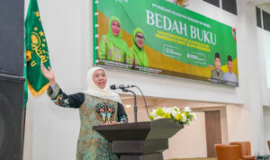 sbr Khofifah Apresiasi Buku Gus Kikin, Ketokohan KH Hasyim Asy’ari Sebagai Pemersatu Umat Islam