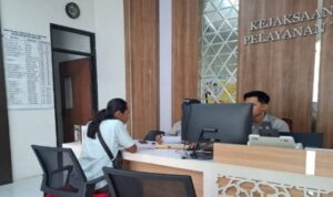 Warga Laporkan Proyek Pembangunan Jalan Rabat Beton di Dusun Rowoglagah ke Kejaksaan Lamongan