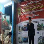 Bhabinkamtibmas Polsek Tikung Dampingi Penyerahan Rumah Sosial di Dukuhagung Bhabinkamtibmas Polsek Tikung Dampingi Penyerahan Rumah Sosial di Dukuhagung