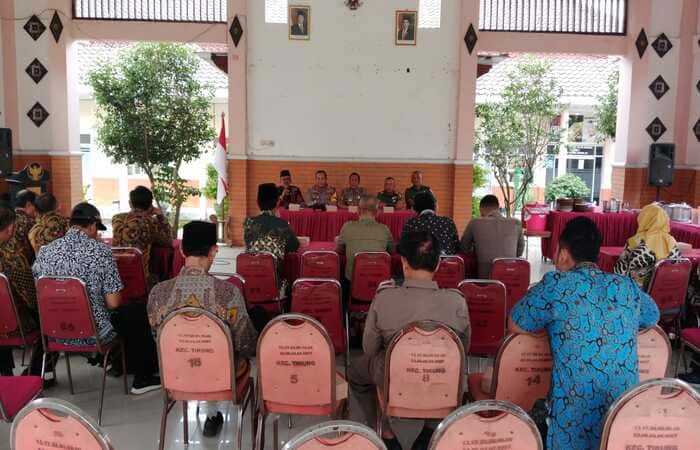 Kapolsek Tikung Gelar Cooling System Pasca Unjuk Rasa