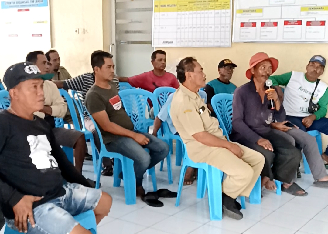 Pembagian Jatah Pupuk di Desa Gebyog Ruwet, Puluhan Petani Geruduk Kantor Desa