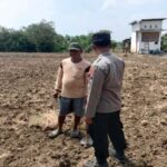 Patroli Humanis Polsek Tikung Dorong Swasembada Pangan Lewat Program P2B di Lamongan Patroli Humanis Polsek Tikung Dorong Swasembada Pangan Lewat Program P2B di Lamongan