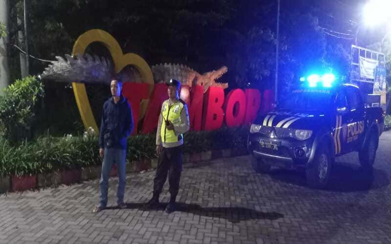 Polsek Tikung Gelar Patroli Dialogis Malam Hari, Warga Diminta Aktif Jaga Lingkungan