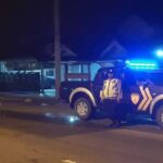 Patroli Blue Light Polsek Tikung menyisir jalur perbatasan Kecamatan Tikung, Lamongan, untuk menjaga keamanan dini hari