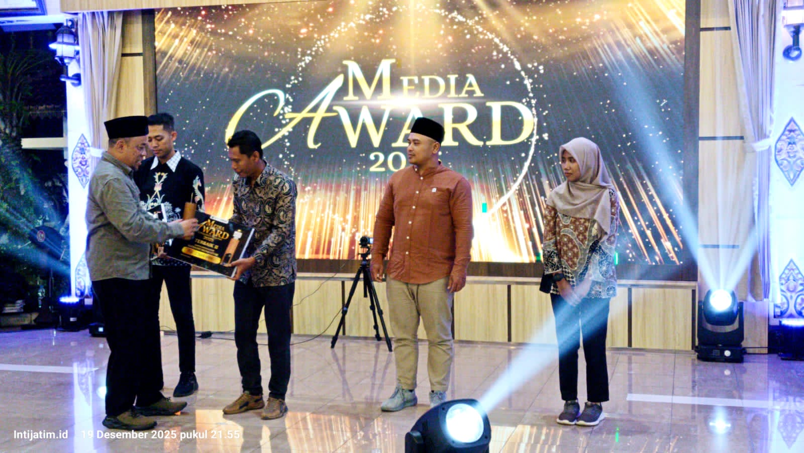 Media Award 2025: Inti Jatim Sabet Juara II Jurnalis Terbaik Kategori Cetak
